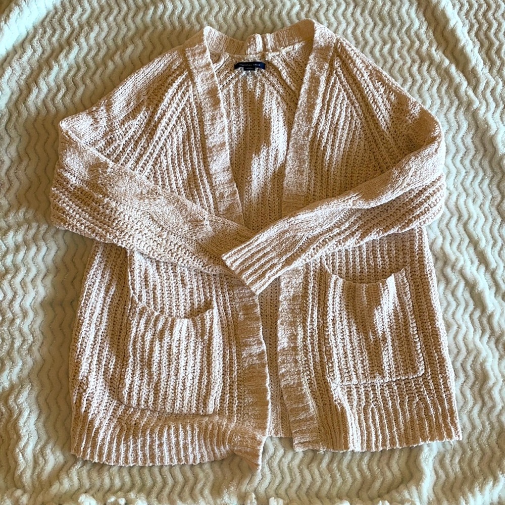 Knit cardigan with pockets